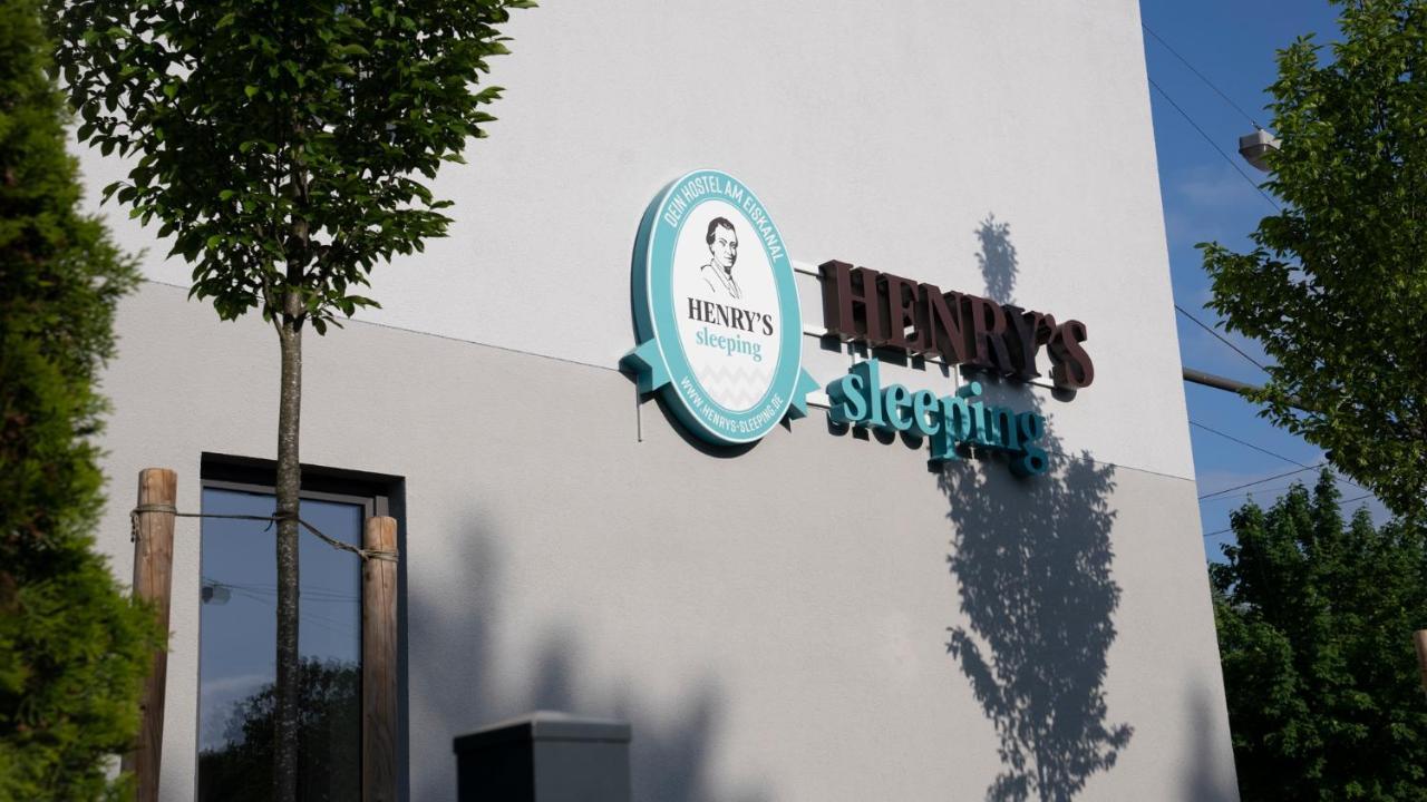Henrys Sleeping Am Augsburger Eiskanal Zewnętrze zdjęcie
