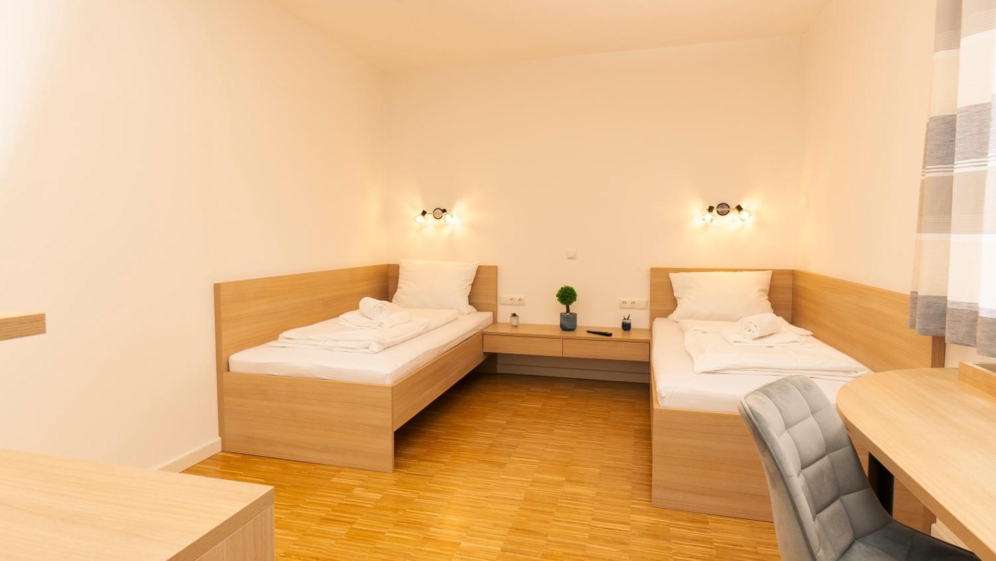 Henrys Sleeping Am Augsburger Eiskanal Zewnętrze zdjęcie