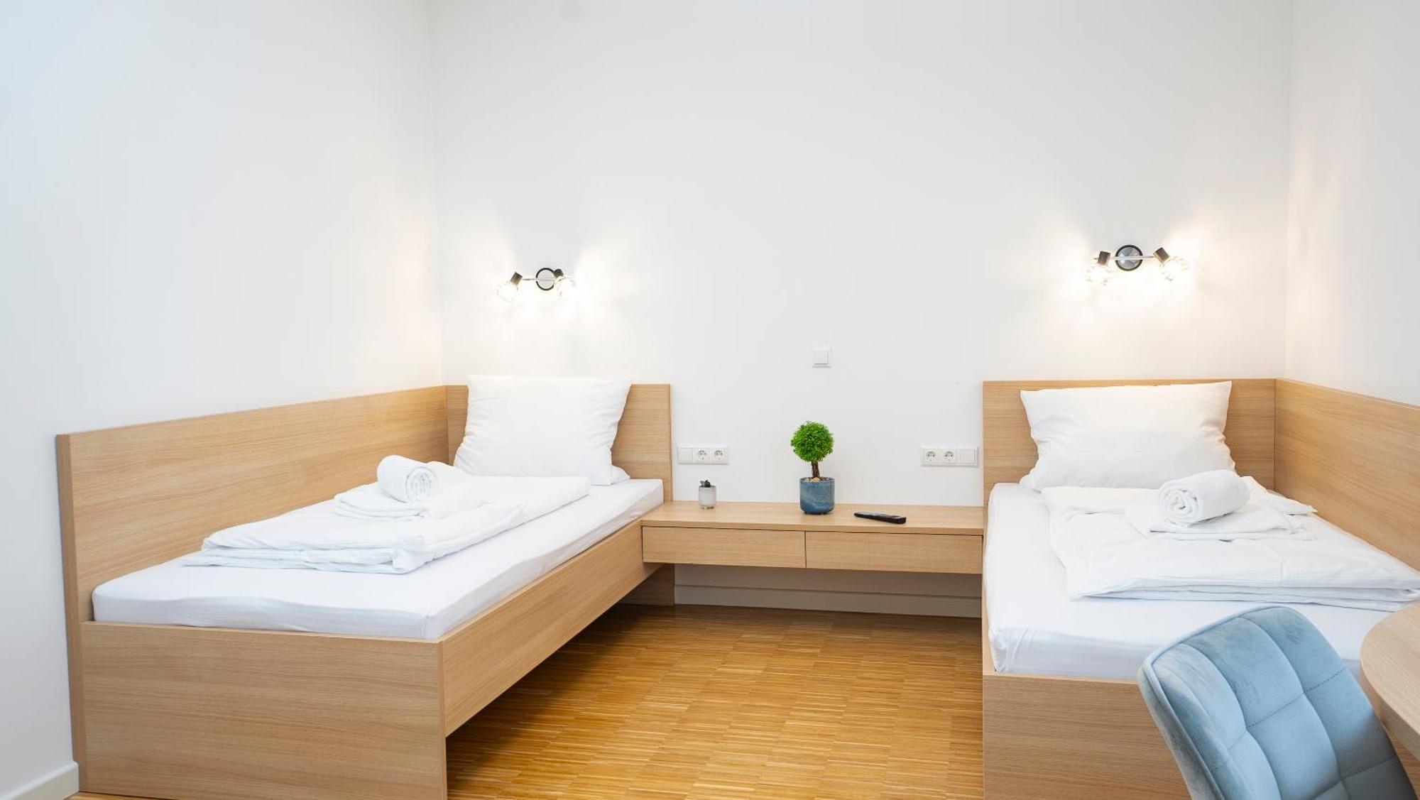 Henrys Sleeping Am Augsburger Eiskanal Zewnętrze zdjęcie